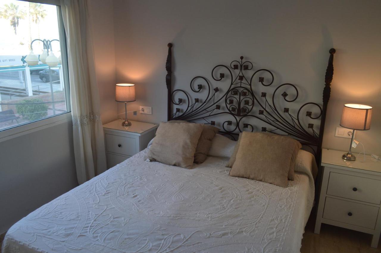 Seafront Recently Renovated Apartments Benalmádena Exteriör bild