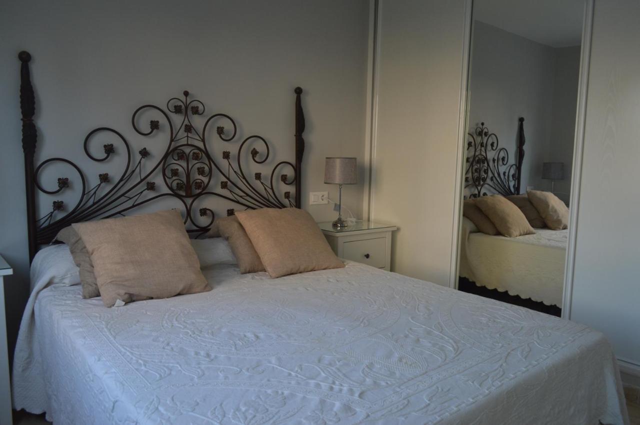 Seafront Recently Renovated Apartments Benalmádena Exteriör bild